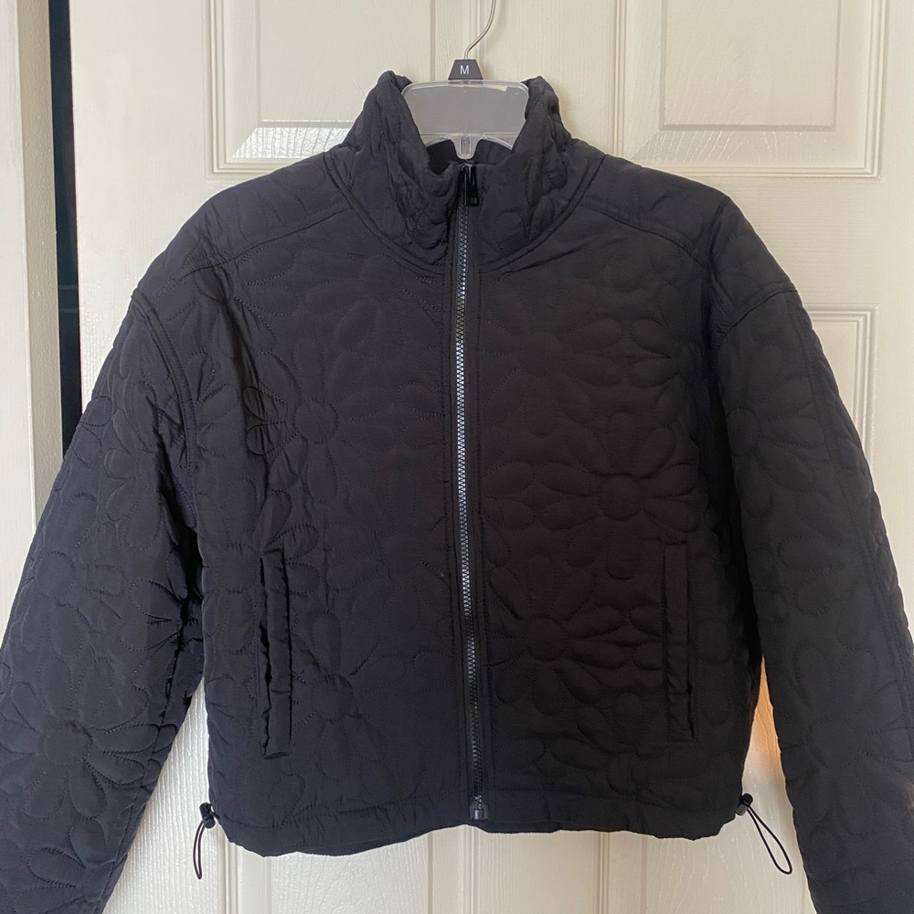 Love Tree Ultra Light Black Jacket